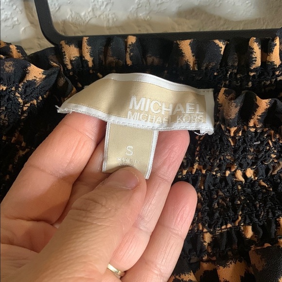 Michael Kors super cute Leopard Print Off-Shoulder Women's Top - Picture 3 of 6